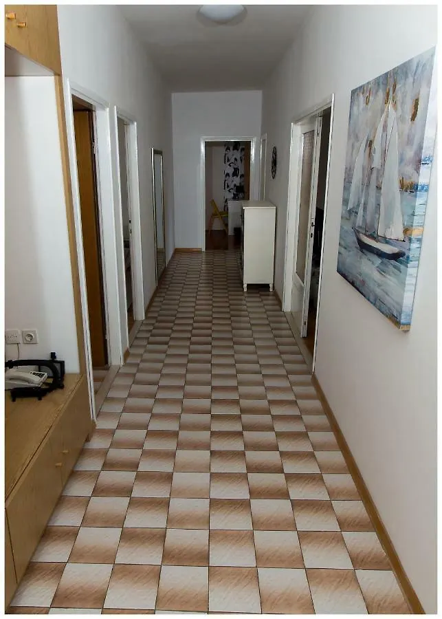 Large Apartment Between Split And Trogir Kaštela