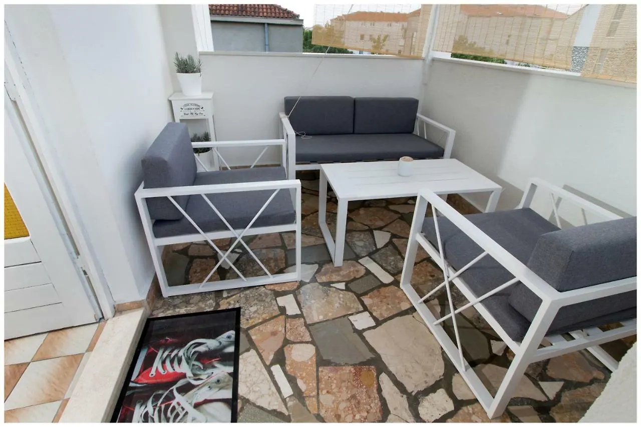 Large Apartment Between Split And Trogir Kastela