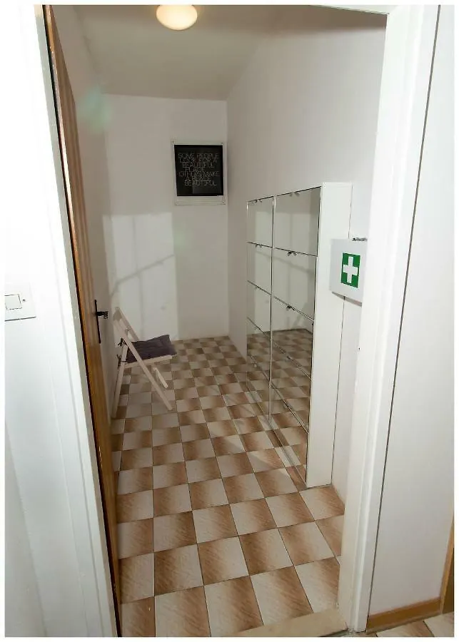 Large Apartment Between Split And Trogir Kastela